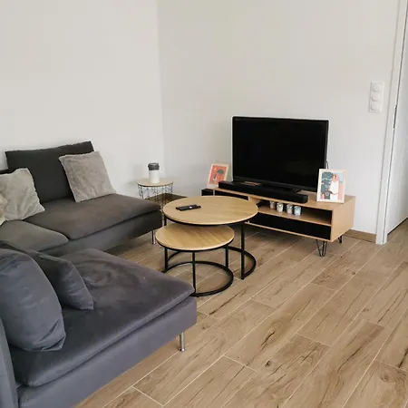 Dom wakacyjny Maison Neuve 200m De La Clemenceau