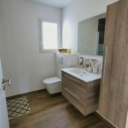 Maison Neuve 200m De La Clemenceau